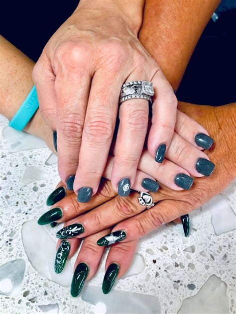 Enhance Your Beauty with Magical Nails at Tyler Texxs